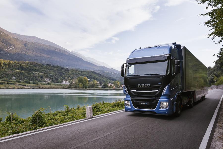  Iveco Stralis 460NP 4x2 2017 года  (фото 8 из 40)